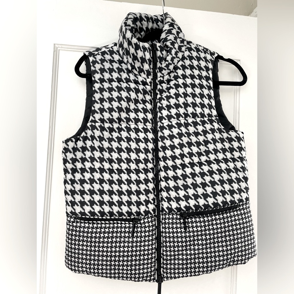 Michael Kors Houndstooth Puffer Vest M